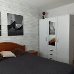 Apartamento Scandinavian Taiteilijan 3h *